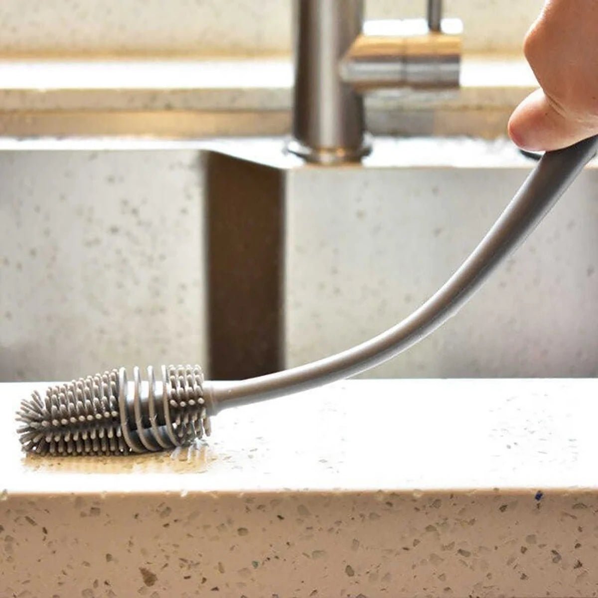 Brosse nettoyage bouteilles 360° | BRUSH CLEAN™ - Bouticuisine