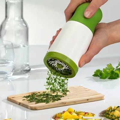 Hachoir | HERBE MINCER™ - Bouticuisine