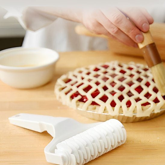 Rouleau à PATISSERIE | ROLLER CAKE™ Quadriller et Dessiner Toutes les Pâtes - Bouticuisine