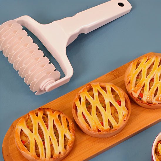 Rouleau à PATISSERIE | ROLLER CAKE™ Quadriller et Dessiner Toutes les Pâtes - Bouticuisine