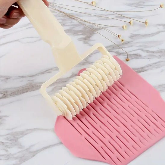 Rouleau à PATISSERIE | ROLLER CAKE™ Quadriller et Dessiner Toutes les Pâtes - Bouticuisine